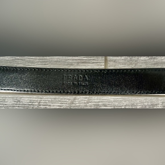 Authentic Vintage Prada Black leather belt - Picture 6 of 10